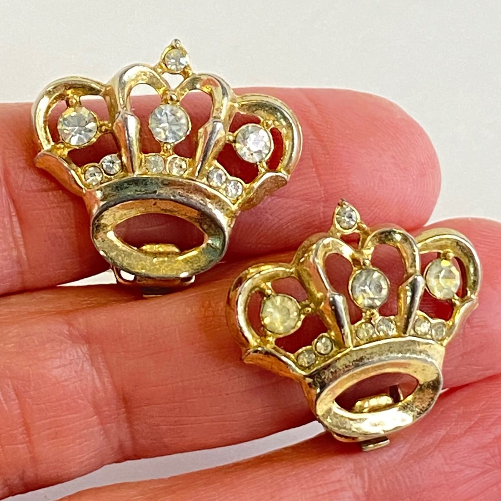 Vintage Gold Tone Rhinestone Crown Tiara Clip On Earrings Regal Statement